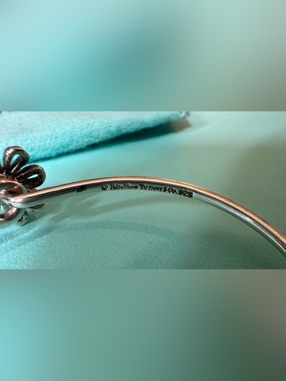 Tiffany & Co. Picasso Silver 18K Yellow Gold Flower Daisy Bangle Bracelet - Picture 4 of 5